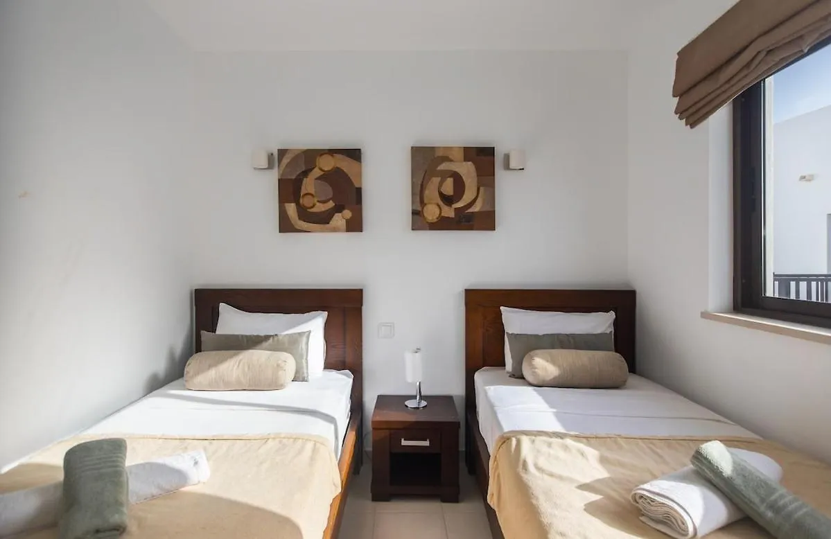 2-Bedroom Duplex - Terrace And Pool Santa Maria